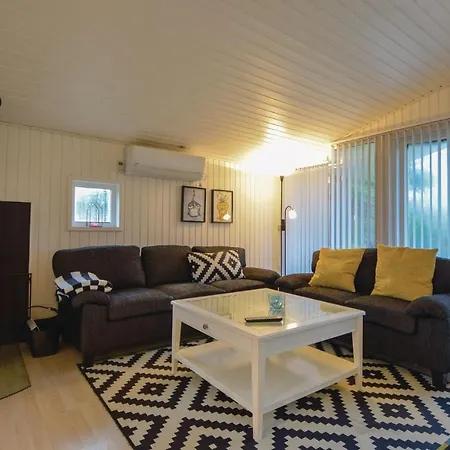 Three-bedroom Holiday In