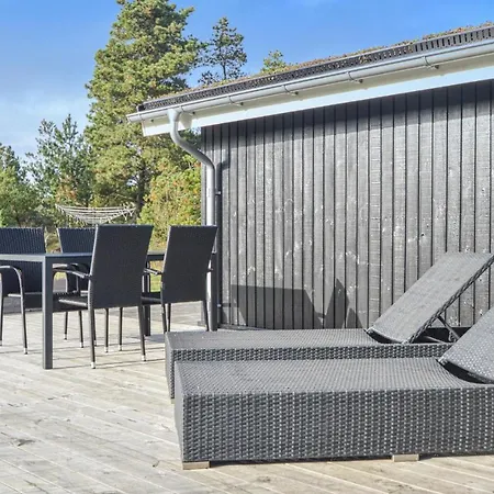 بيت للعطل Three-bedroom Holiday In Blåvand